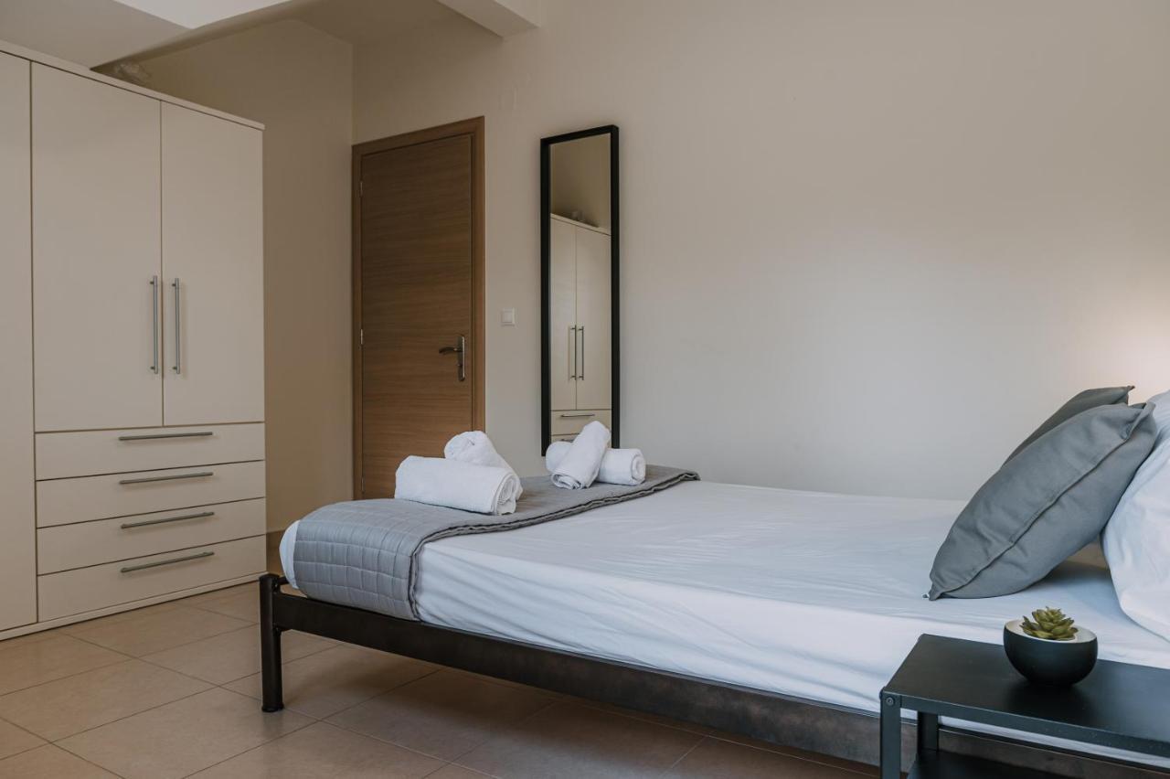 Hb Modern Apartments トロン エクステリア 写真