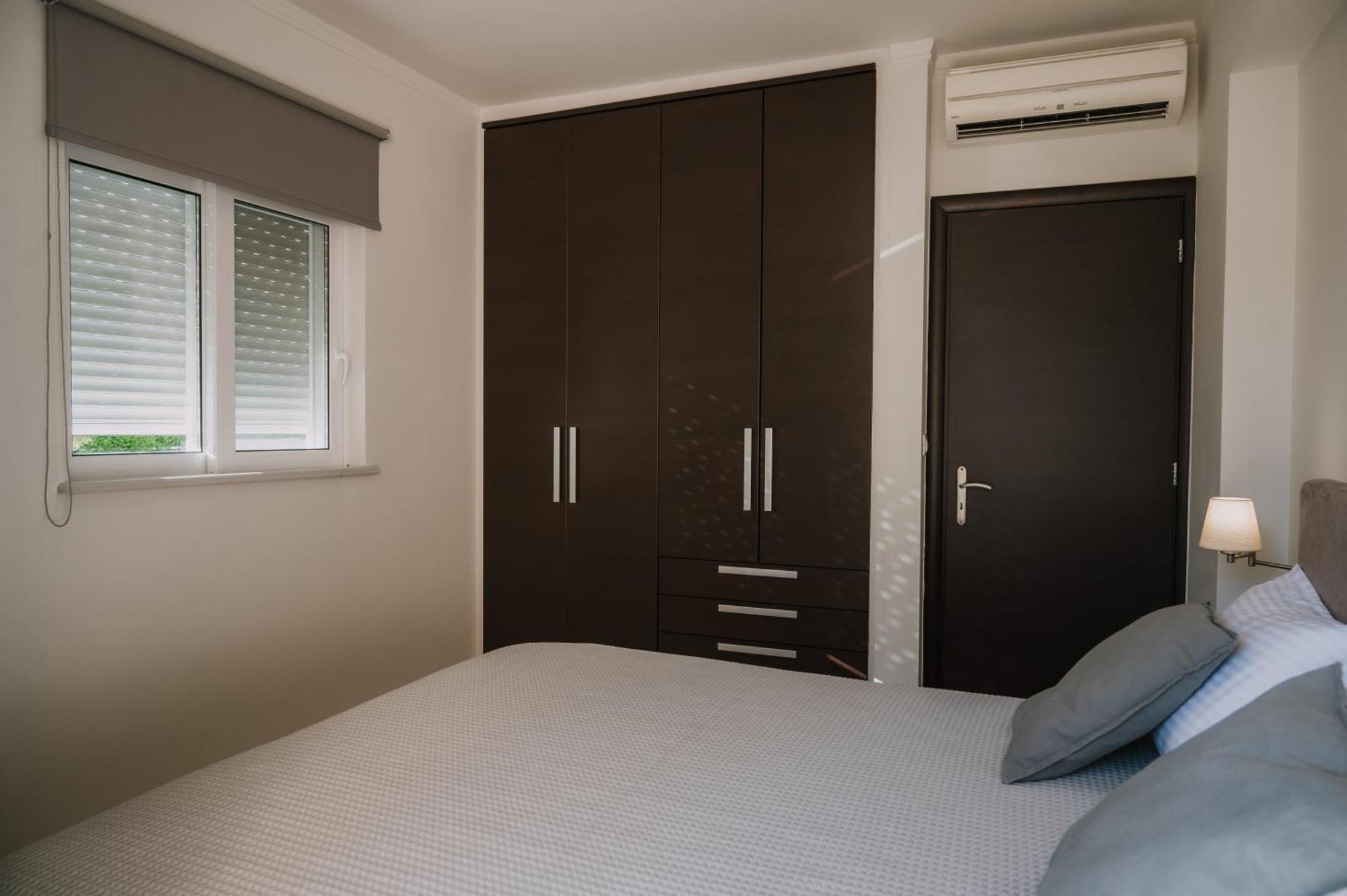 Hb Modern Apartments トロン エクステリア 写真